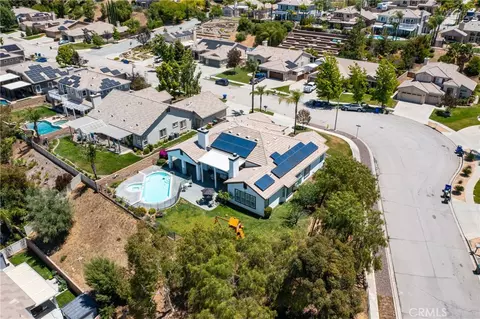 View/Area - 13596 Mesa Crest Dr, Yucaipa, CA 92399 photo 8 of 9