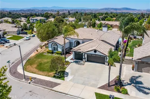 View/Area - 13596 Mesa Crest Dr, Yucaipa, CA 92399 photo 5 of 9