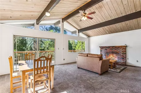 494 Wylerhorn, Crestline, CA 92325