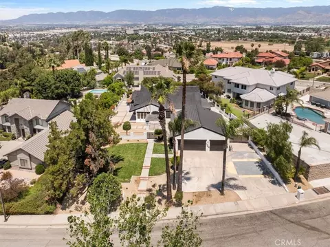 View/Area - 1544 Mohave, Colton, CA 92324 photo 1 of 5