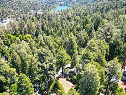 View/Area - 23807 Wildwood, Crestline, CA 92325 photo 3 of 3