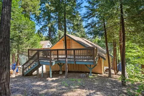 Exterior - 23807 Wildwood, Crestline, CA 92325 photo 6 of 6