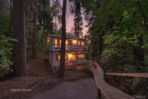 802 Knight Ct, Lake Arrowhead, CA 92352