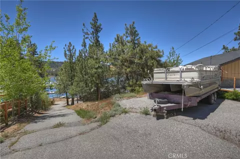Exterior - 39605 Lake, Big Bear Lake, CA 92315 photo 9 of 9