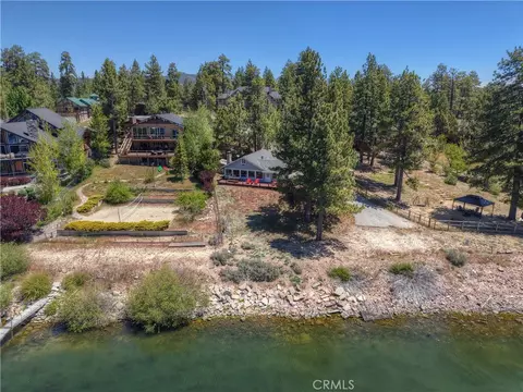 Exterior - 39605 Lake, Big Bear Lake, CA 92315 photo 6 of 9