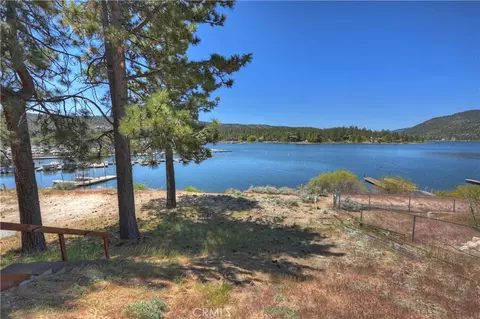 View/Area - 39605 Lake, Big Bear Lake, CA 92315 photo 3 of 12