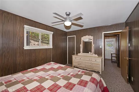 Bedroom - 39605 Lake, Big Bear Lake, CA 92315 photo 2 of 8