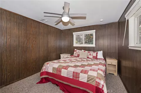 Bedroom - 39605 Lake, Big Bear Lake, CA 92315 photo 3 of 8