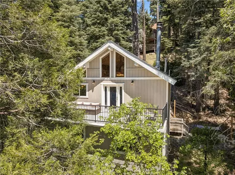 601 Sunderland Ct, Lake Arrowhead, CA 92352
