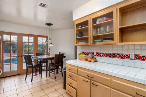 Kitchen - 4967 Chapala, Riverside, CA 92507 photo 2 of 2