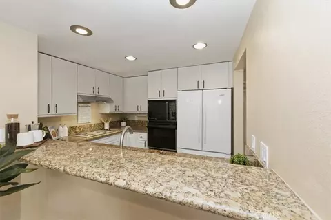 Kitchen - 700 E Ocean #601, Long Beach, CA 90802 photo 5 of 5