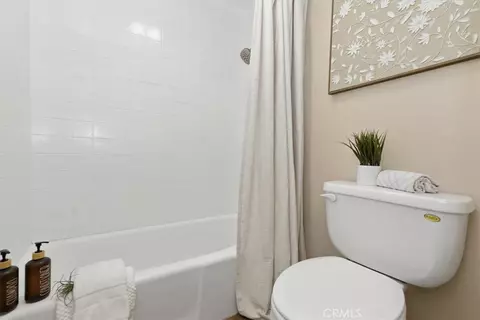 Bath - 700 E Ocean #601, Long Beach, CA 90802 photo 5 of 5