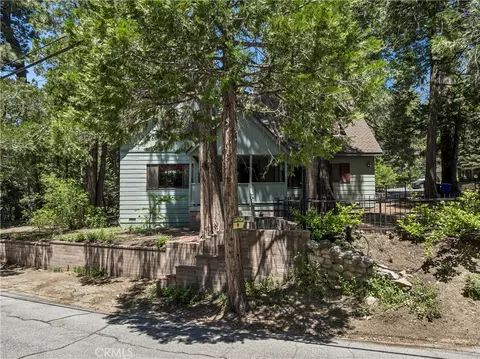 Exterior - 157 Bret Harte Rd, Lake Arrowhead, CA 92352 photo 6 of 10