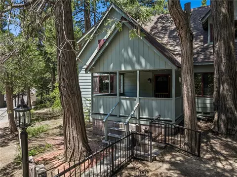 Exterior - 157 Bret Harte Rd, Lake Arrowhead, CA 92352 photo 5 of 10