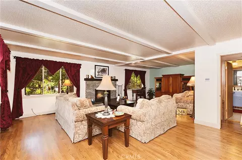 Living - 157 Bret Harte Rd, Lake Arrowhead, CA 92352 photo 5 of 5