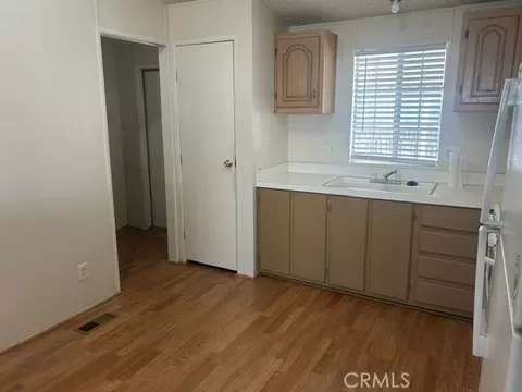 2140 Mentone, Mentone, CA 92359 photo 5