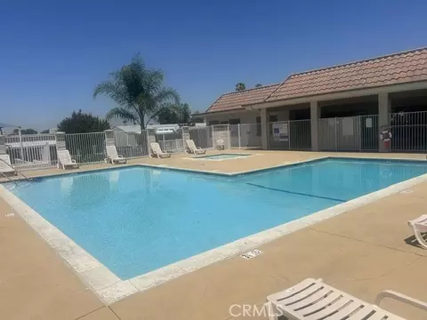 2140 Mentone, Mentone, CA 92359 photo 16