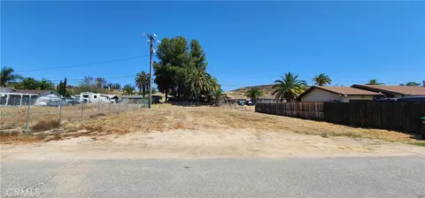 17430 De Brask Ave, Lake Elsinore, CA 92530