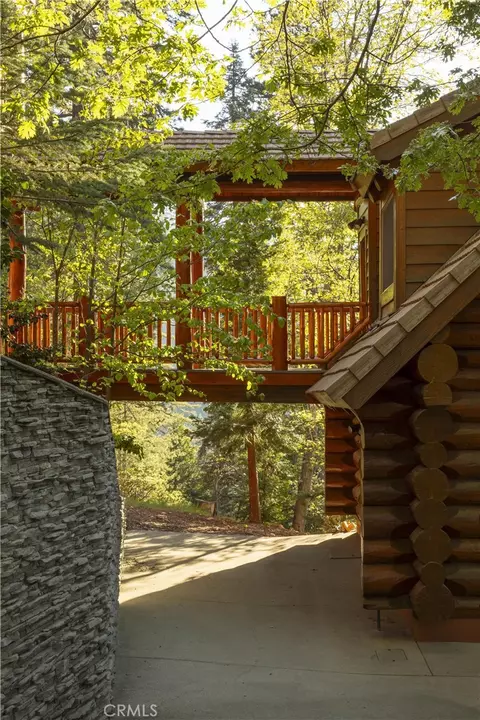 Exterior - 28963 Quail Run Dr, Lake Arrowhead, CA 92352 photo 2 of 5