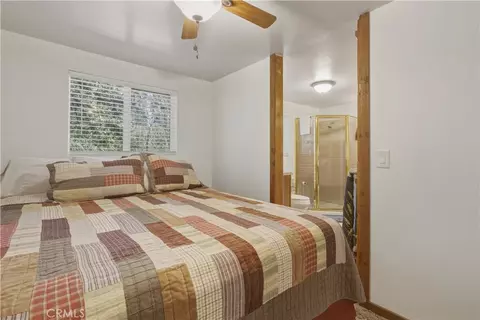 Bedroom - 22980 Crest Frst, Crestline, CA 92325 photo 1 of 2