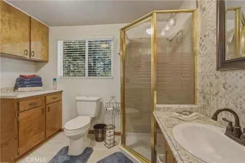 Bath - 22980 Crest Frst, Crestline, CA 92325 photo 2 of 3