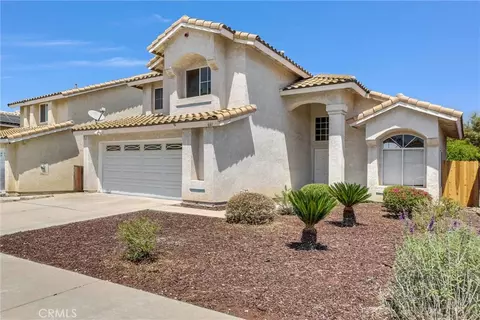 661 La Cumbre, Corona, CA 92879