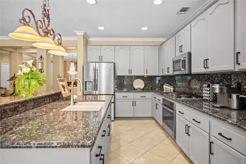 Kitchen - 1856 Plainfield, Corona, CA 92883 photo 3 of 6