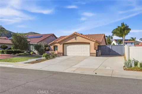 25088 Babbling Brook Cir, Menifee, CA 92584