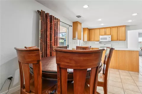 Dining - 29192 Eldorado, Menifee, CA 92587 photo 1 of 2