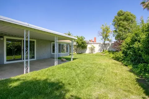 Exterior - 28005 Nona Ave, Highland, CA 92346 photo 1 of 4