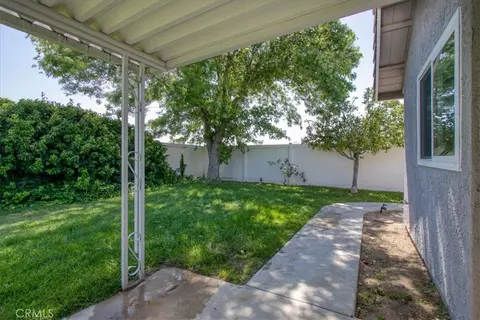 Exterior - 28005 Nona Ave, Highland, CA 92346 photo 3 of 4