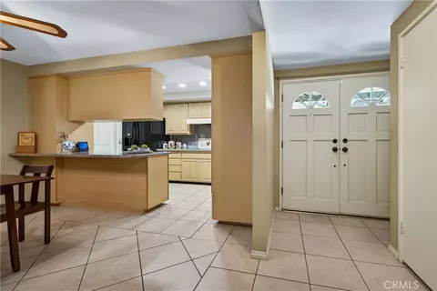 Entry Way - 5146 Golden Ave, Riverside, CA 92505 photo 2 of 2