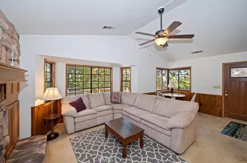 Living - 955 Coulter Pne, Crestline, CA 92325 photo 1 of 1
