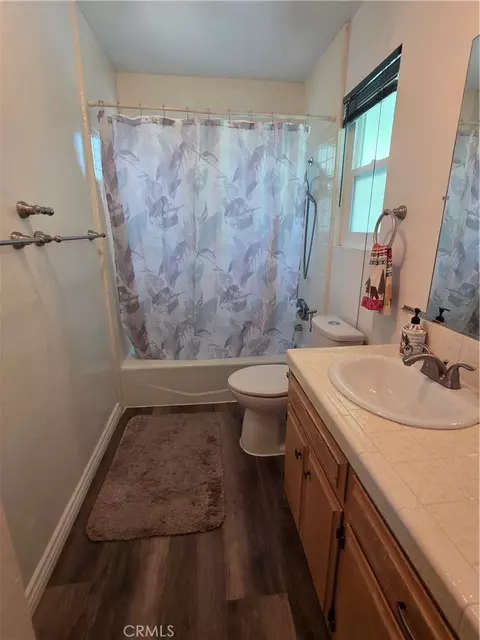 582 Grass Valley Ct, Lake Arrowhead, CA 92352 photo 4