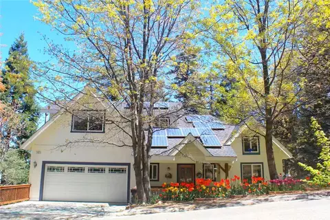 292 N Fairway, Lake Arrowhead, CA 92352