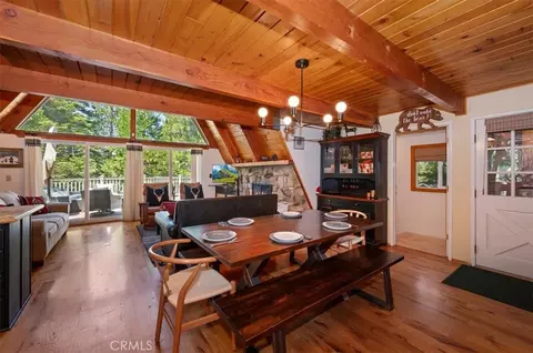 Dining - 349 Castle Gate, Lake Arrowhead, CA 92352 photo 1 of 6