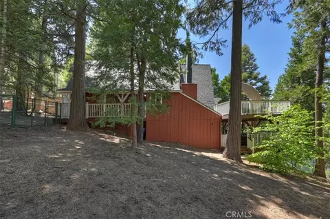 Exterior - 349 Castle Gate, Lake Arrowhead, CA 92352 photo 11 of 14