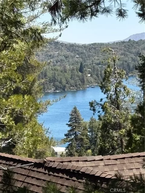 View/Area - 349 Castle Gate, Lake Arrowhead, CA 92352 photo 2 of 3