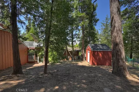 Exterior - 349 Castle Gate, Lake Arrowhead, CA 92352 photo 12 of 14