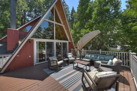 Exterior - 349 Castle Gate, Lake Arrowhead, CA 92352 photo 7 of 13