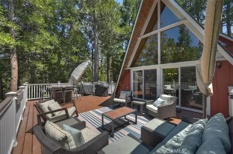 Exterior - 349 Castle Gate, Lake Arrowhead, CA 92352 photo 1 of 14