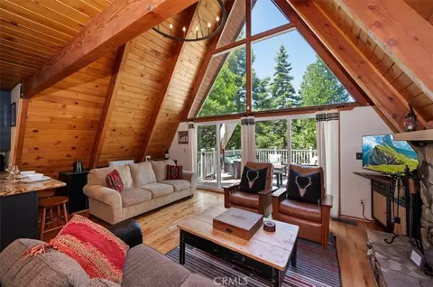 Living - 349 Castle Gate, Lake Arrowhead, CA 92352 photo 6 of 7