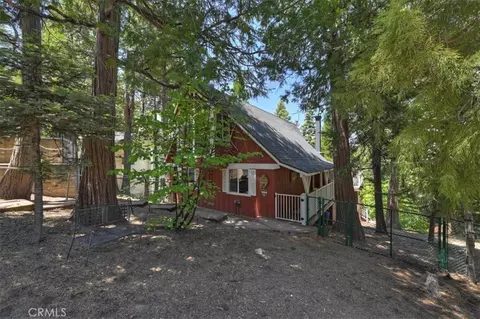 Exterior - 349 Castle Gate, Lake Arrowhead, CA 92352 photo 9 of 13