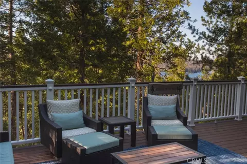 Exterior - 349 Castle Gate, Lake Arrowhead, CA 92352 photo 3 of 14