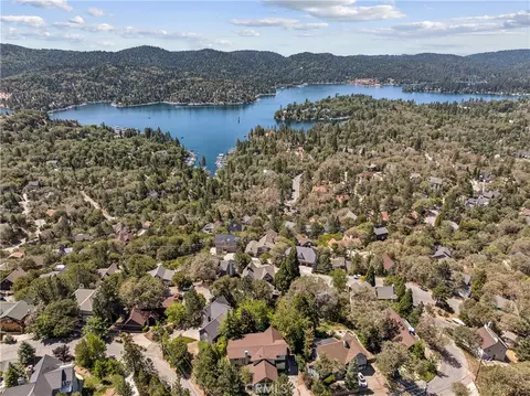 View/Area - 1369 Yellowstone, Lake Arrowhead, CA 92352 photo 7 of 7