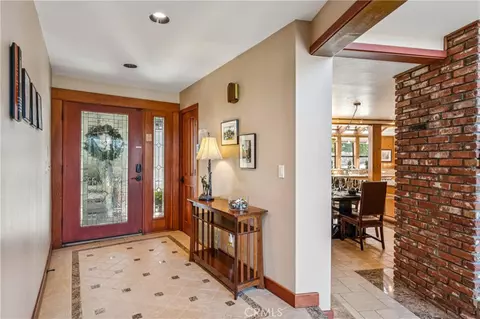 Entry Way - 1369 Yellowstone, Lake Arrowhead, CA 92352 photo 2 of 6