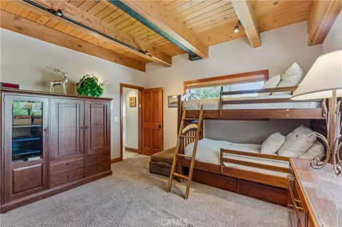 Bedroom - 1369 Yellowstone, Lake Arrowhead, CA 92352 photo 10 of 10