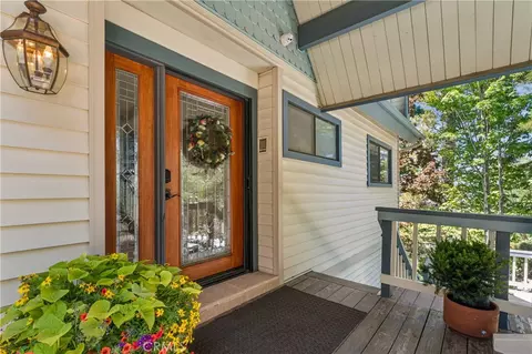 Exterior - 1369 Yellowstone, Lake Arrowhead, CA 92352 photo 3 of 13