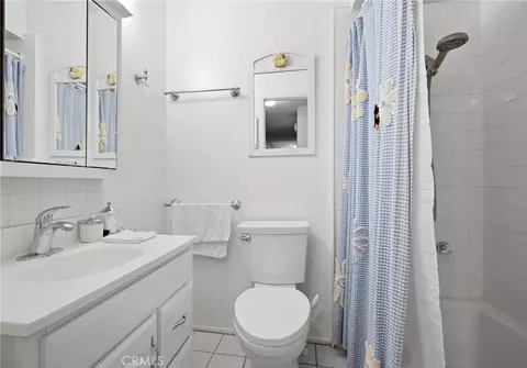 Bath - 1021 Cimarron, Redlands, CA 92374 photo 1 of 2