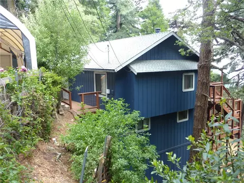 Exterior - 21531 Sawpit Canyon Rd, Cedarpines Park, CA 92322 photo 23 of 25